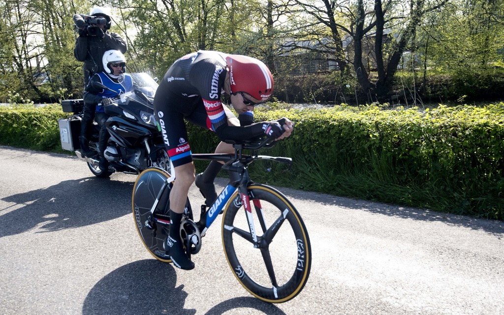 Tom Doumulin of Team Giant-Alpecin during the TTT first stage Giro dÕItalia cycling race in Apeldoorn, Nederland, 6 May 2016. ANSA/CLAUDIO PERI